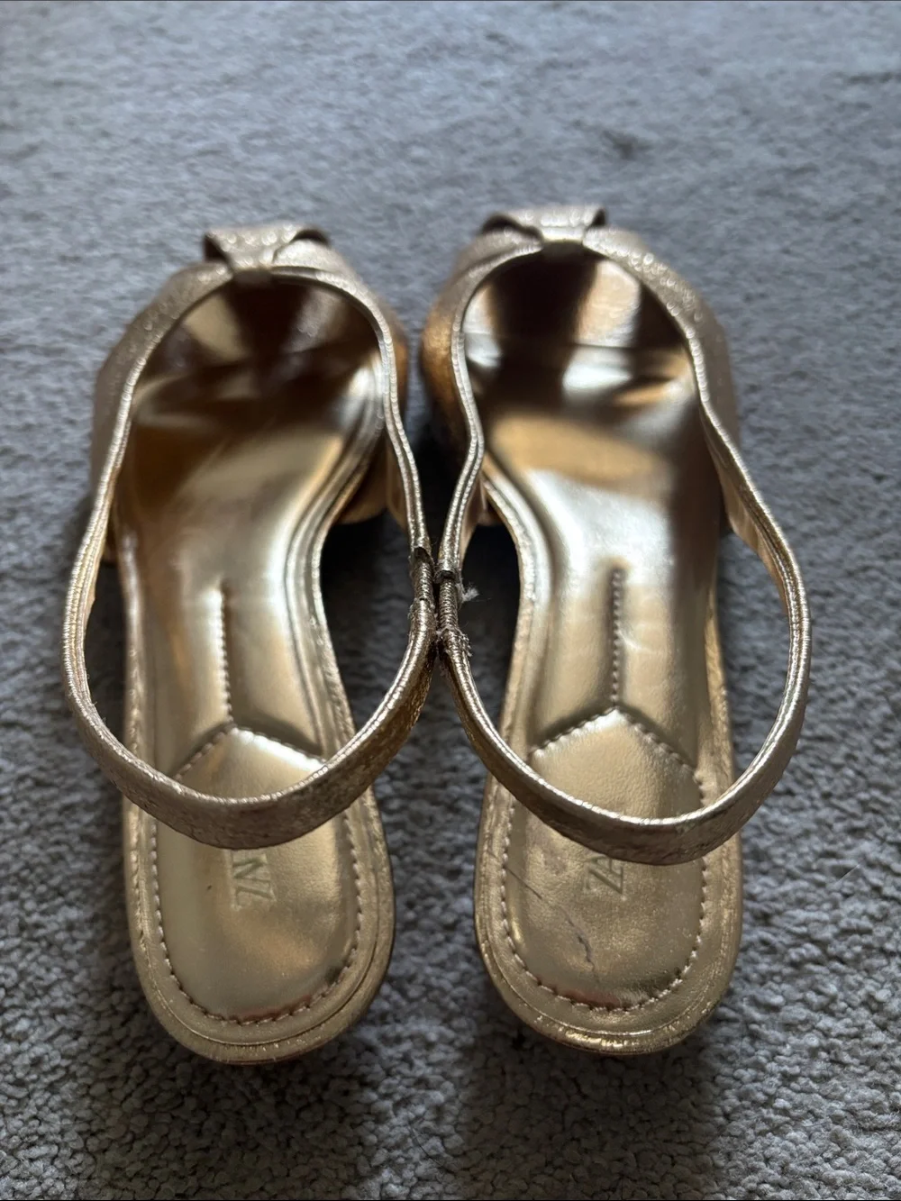 NWOT Zara Gold Kitten Sandal 38 - Picture 3 of 5